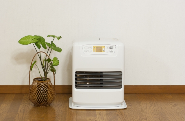 ファンヒーター